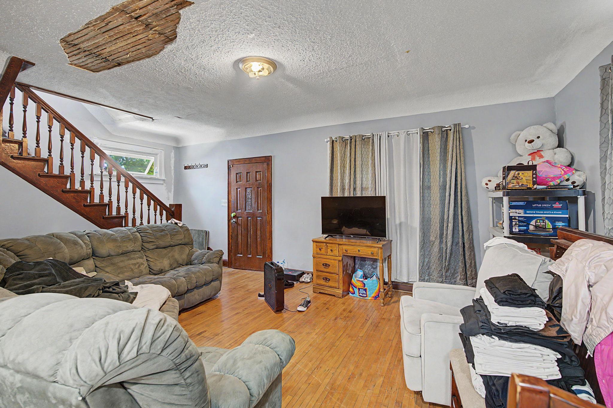 1625_Polk_Street_Northeast_14_print.jpg