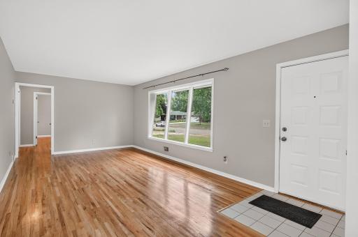 6941 Idaho Avenue N, Brooklyn Park, MN 55428