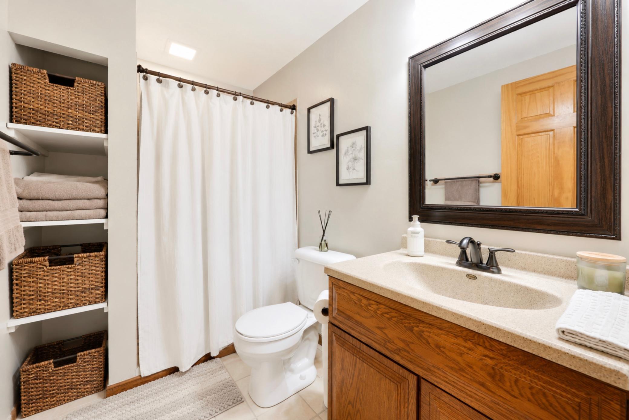 Lower level 3/4 walk in shower bathroom