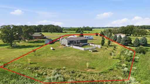 33-web-or-mls-lot lines.jpg