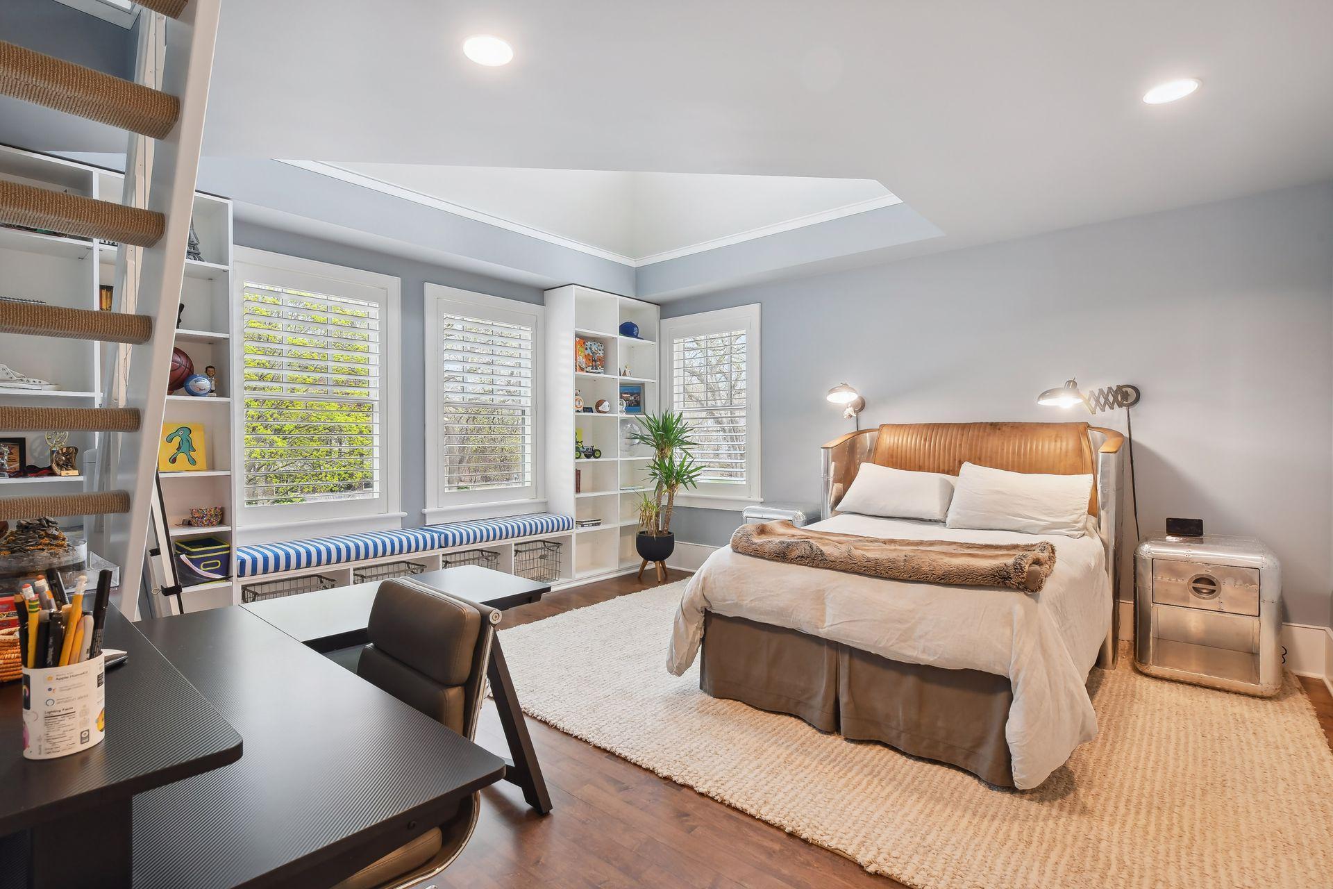 Fourth bedroom on the upper level