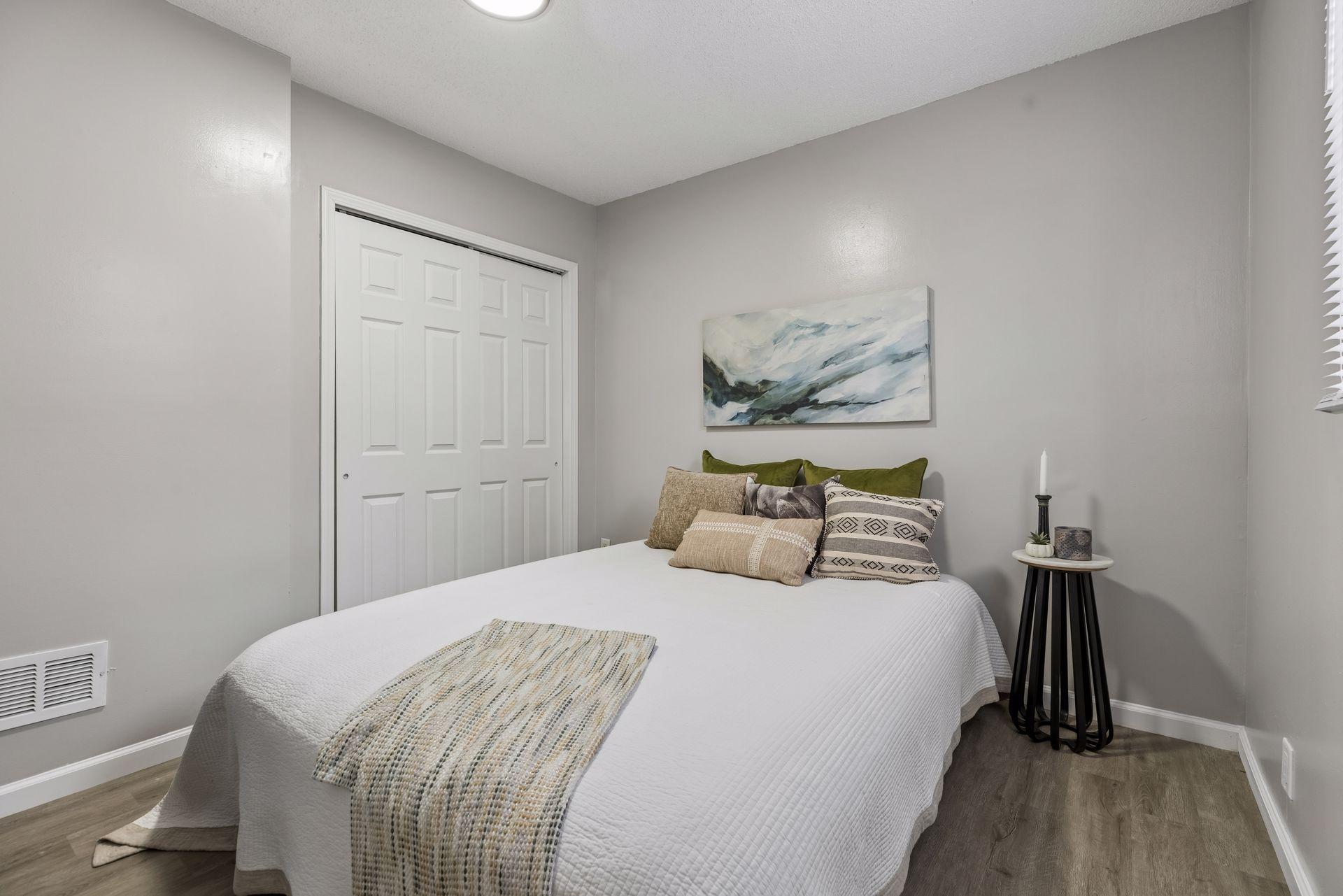 Main level bedroom