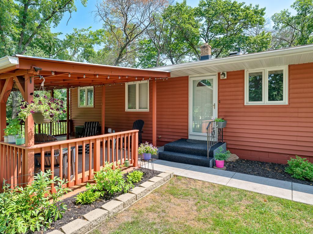 2 - Exterior Front Entry.jpg