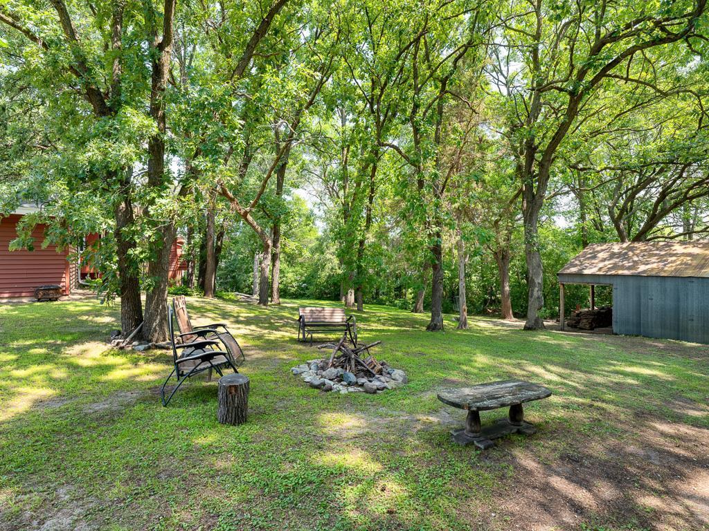 26 - Backyard.jpg