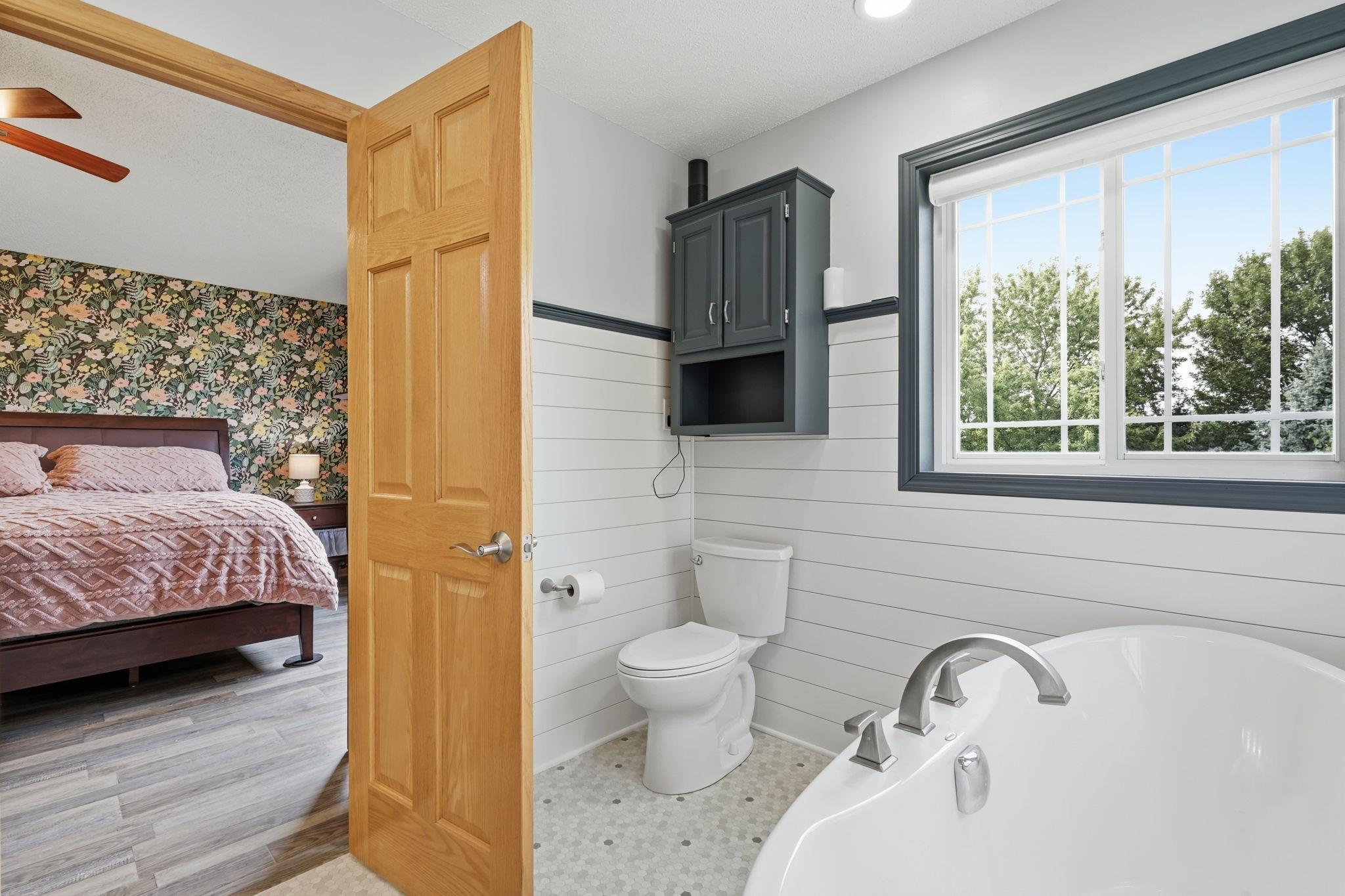Newly remodeled primary ensuite