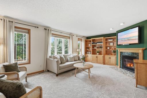 Natural light throughout