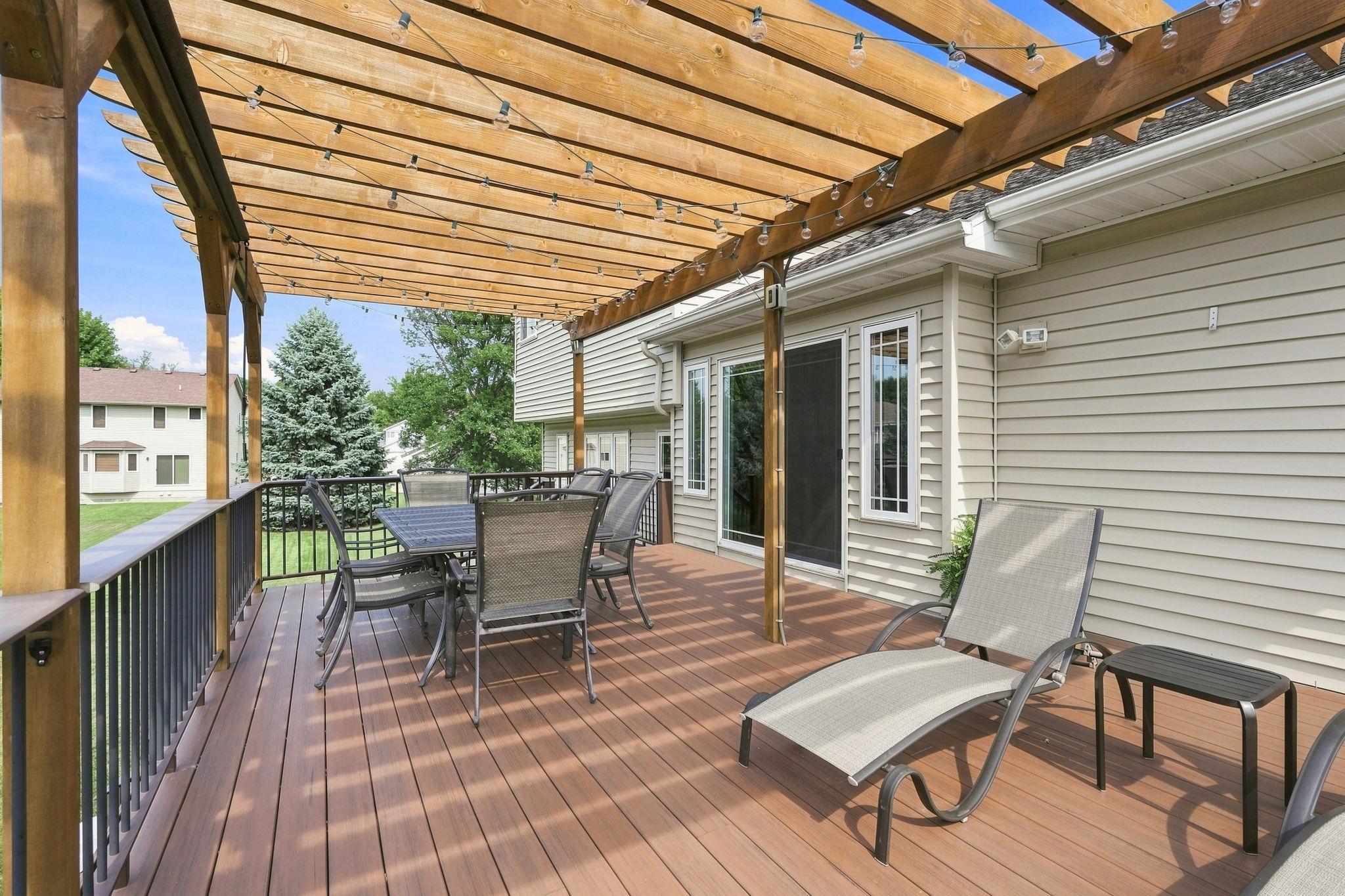 Maintenance free deck off kitchen