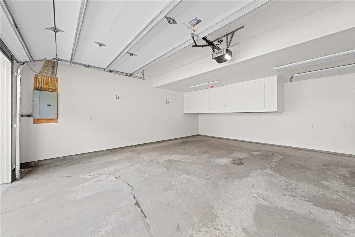 46-SNY00843.jpg
