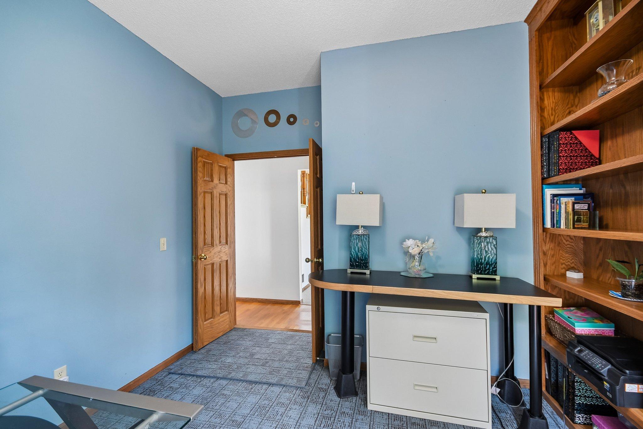 37-web-or-mls-Abbey Way-S2107-037.jpg
