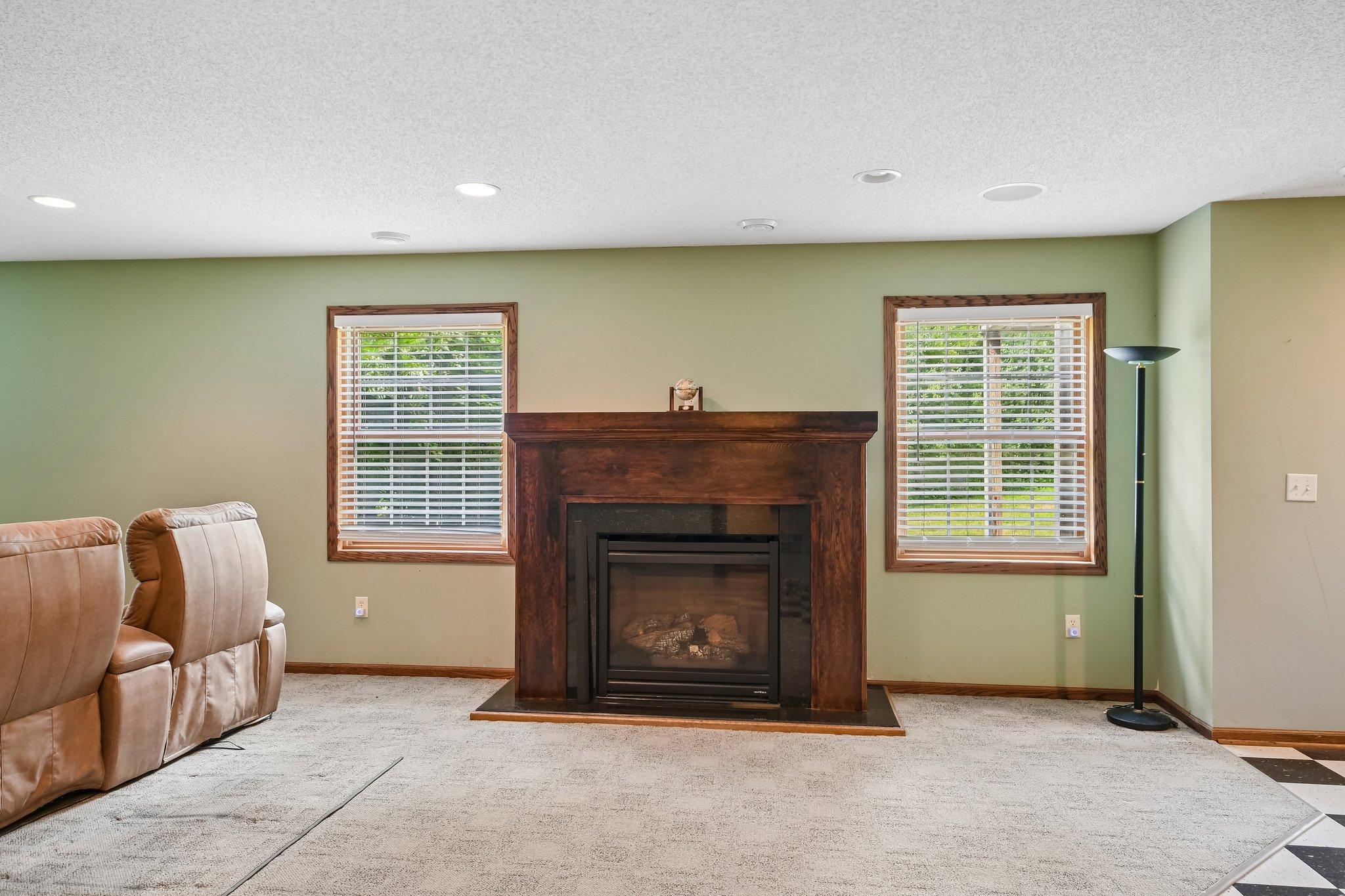29-web-or-mls-Abbey Way-S2107-029.jpg