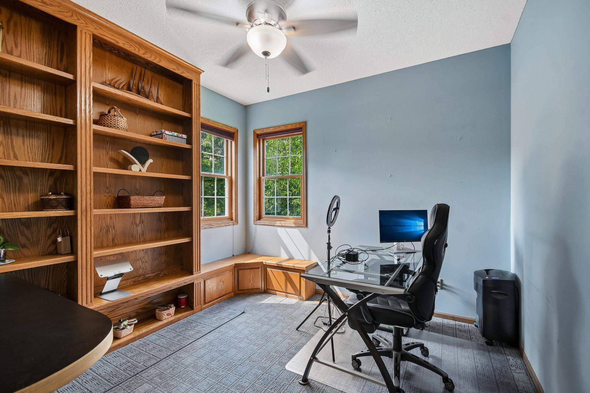 36-web-or-mls-Abbey Way-S2107-036.jpg
