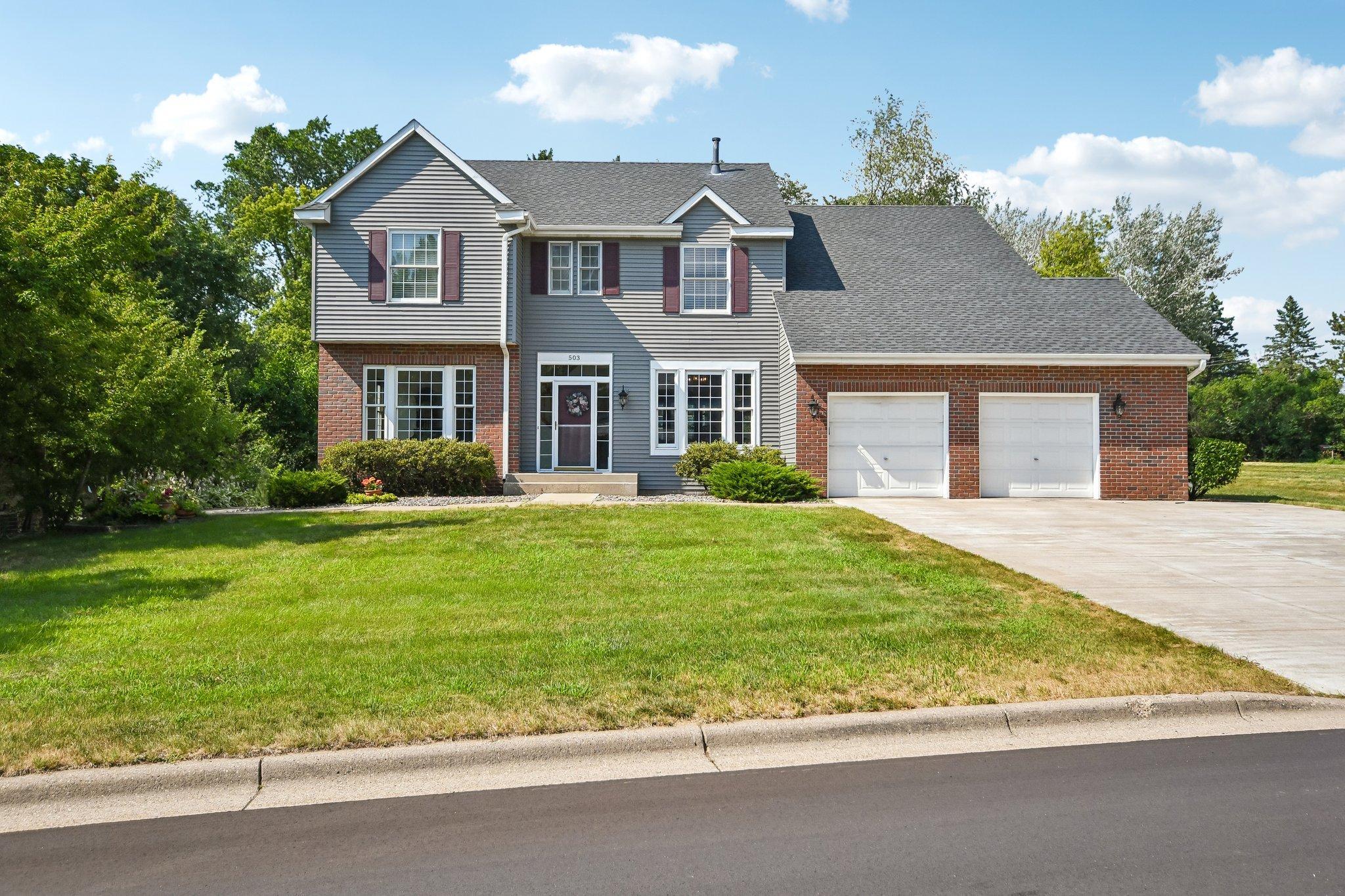 5-web-or-mls-Abbey Way-S2107-005.jpg