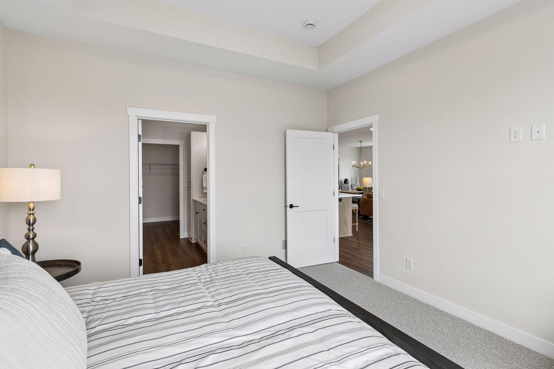Photos of a similar model with a flipped floorplan