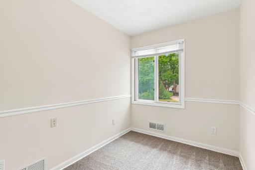 13412 Arden Circle, Burnsville, MN 55337