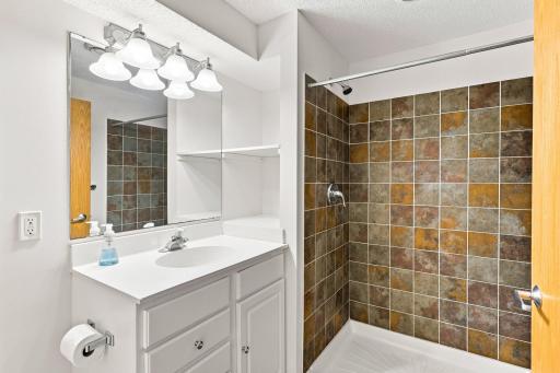 13412 Arden Circle, Burnsville, MN 55337