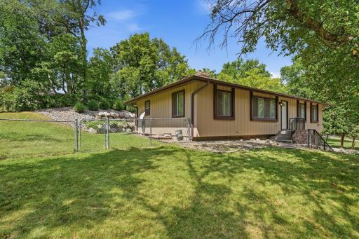 13412 Arden Circle, Burnsville, MN 55337