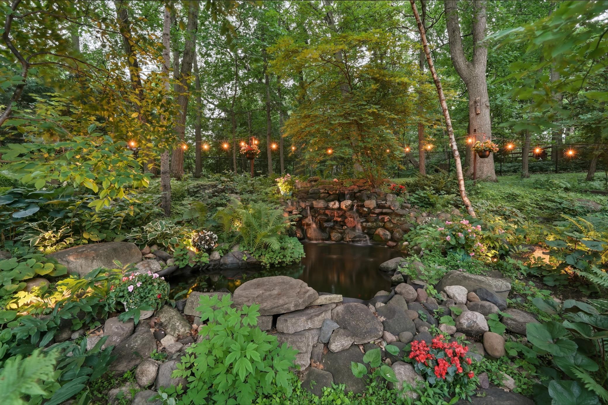 82_104_maddaus_exterior_twilight0012.jpg