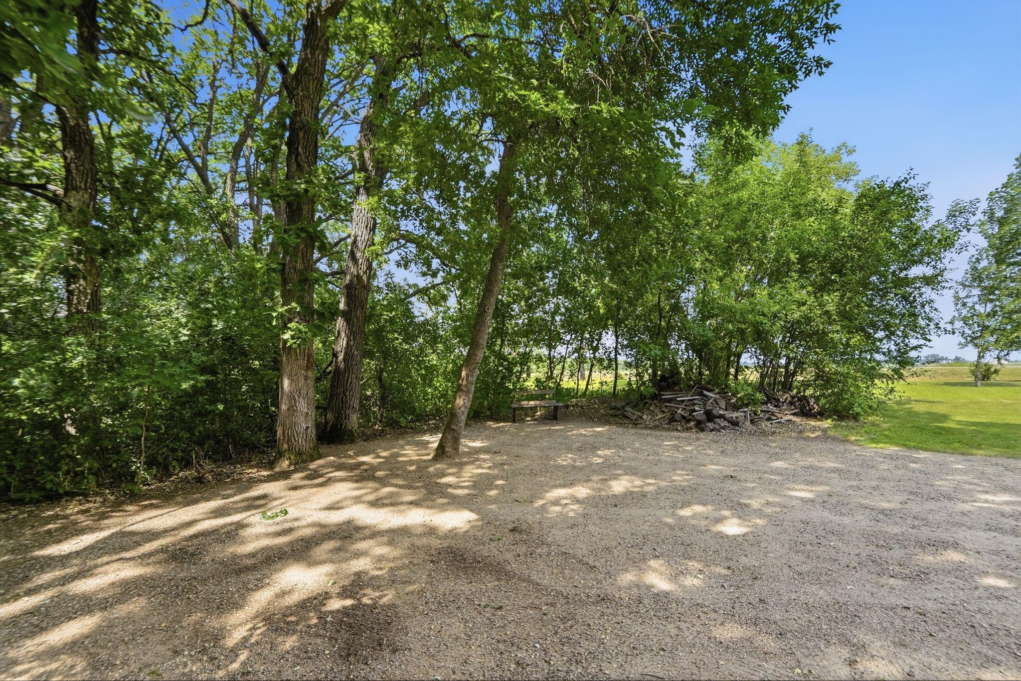 40044 Sauk Hills Cir