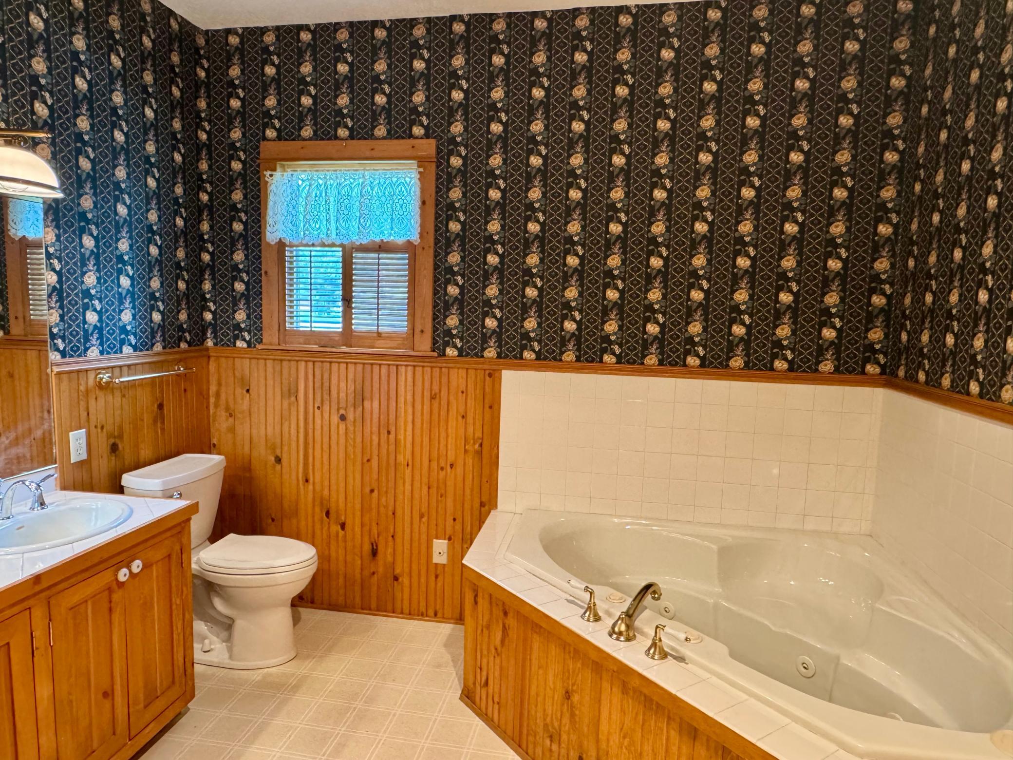 Primary bath