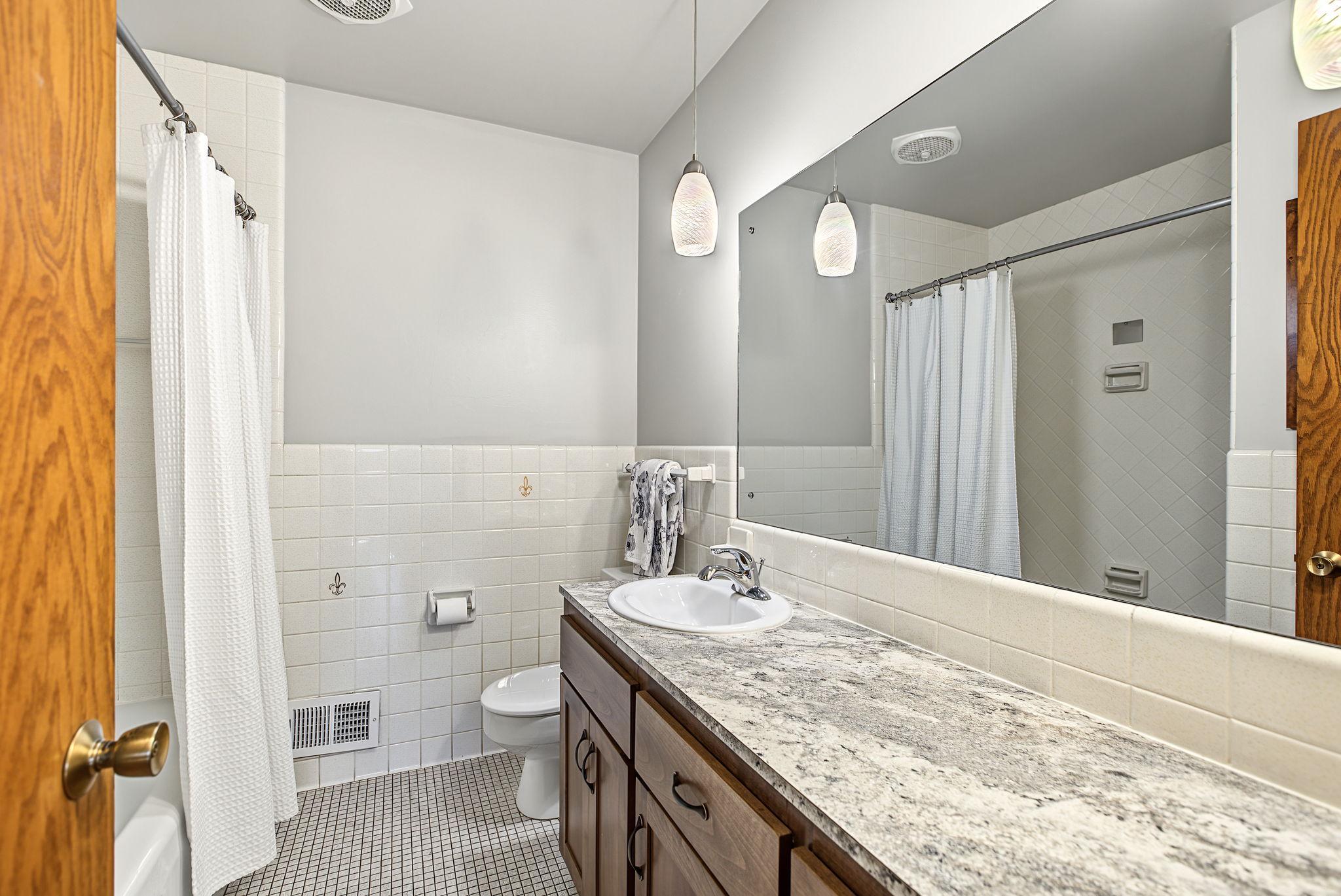 Full bathroom on upper level.