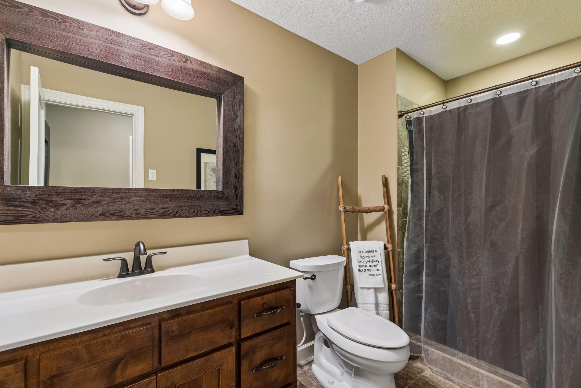 Lower level 3/4 bath
