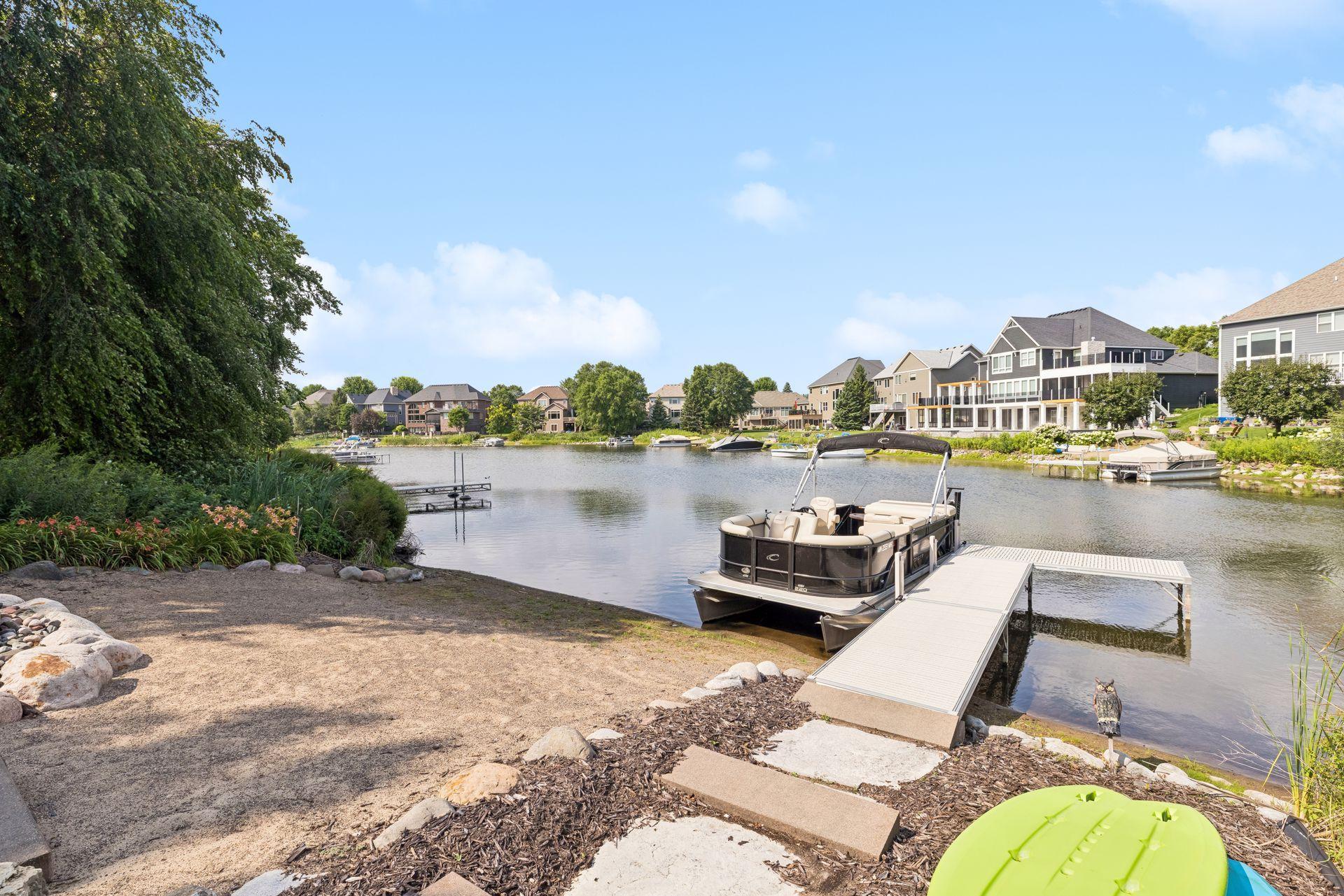 Sandy beach area - electric motors only on Sunrise Lake