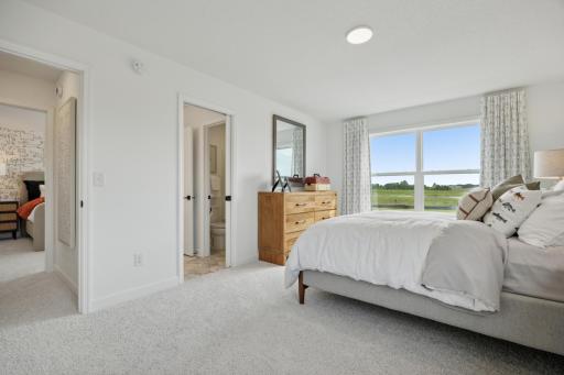 (Photo of a similar home, actual finishes may vary)