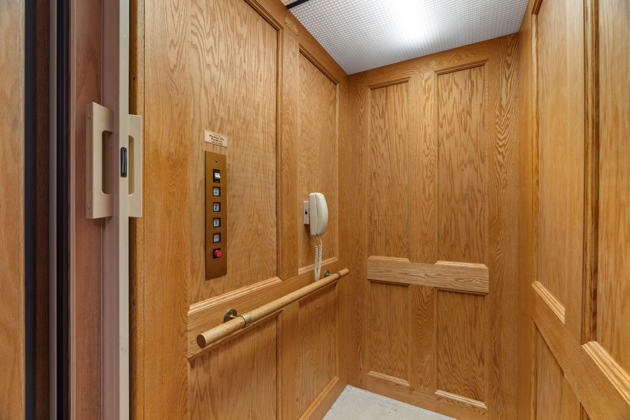 50-web-or-mls-8975 Hunters Way-50.jpg