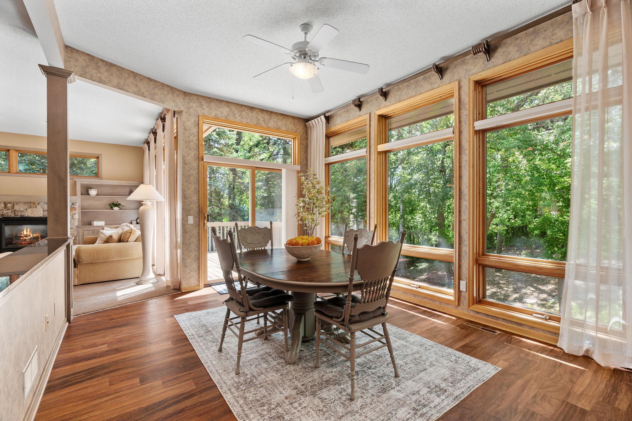 30-web-or-mls-8975 Hunters Way-30.jpg