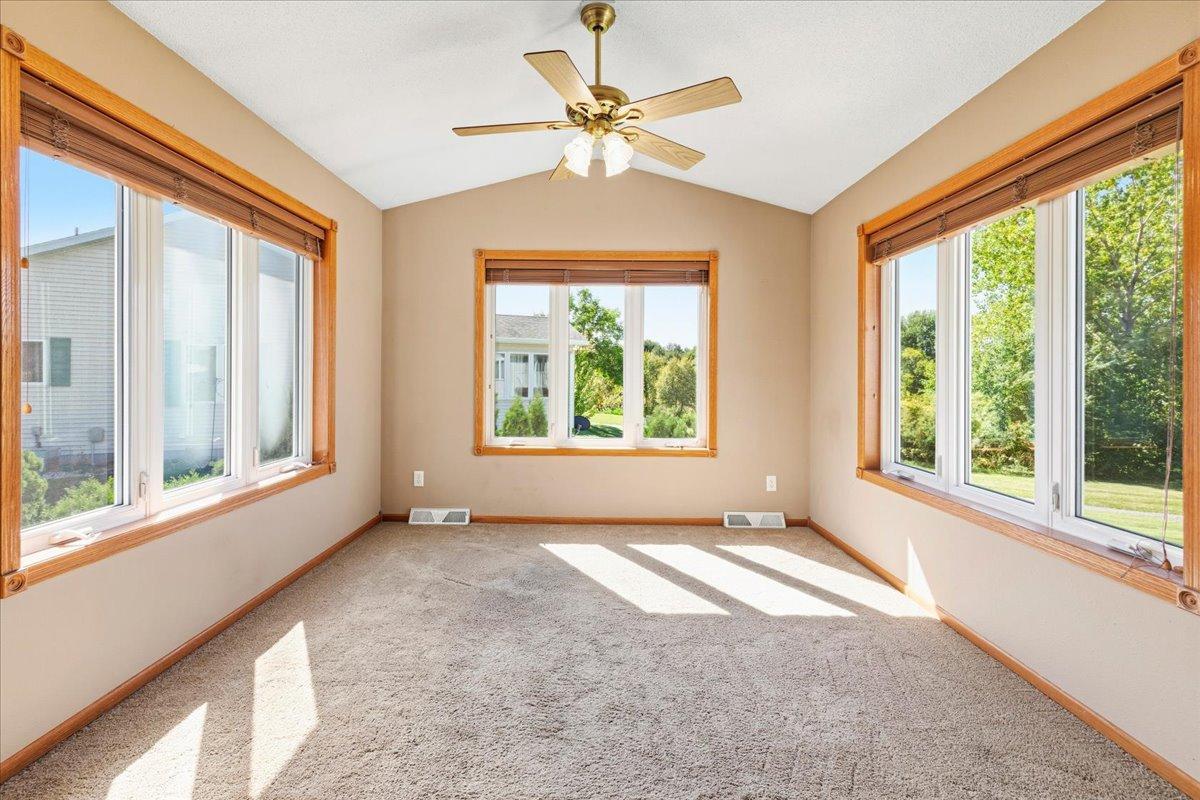 4-season sunroom