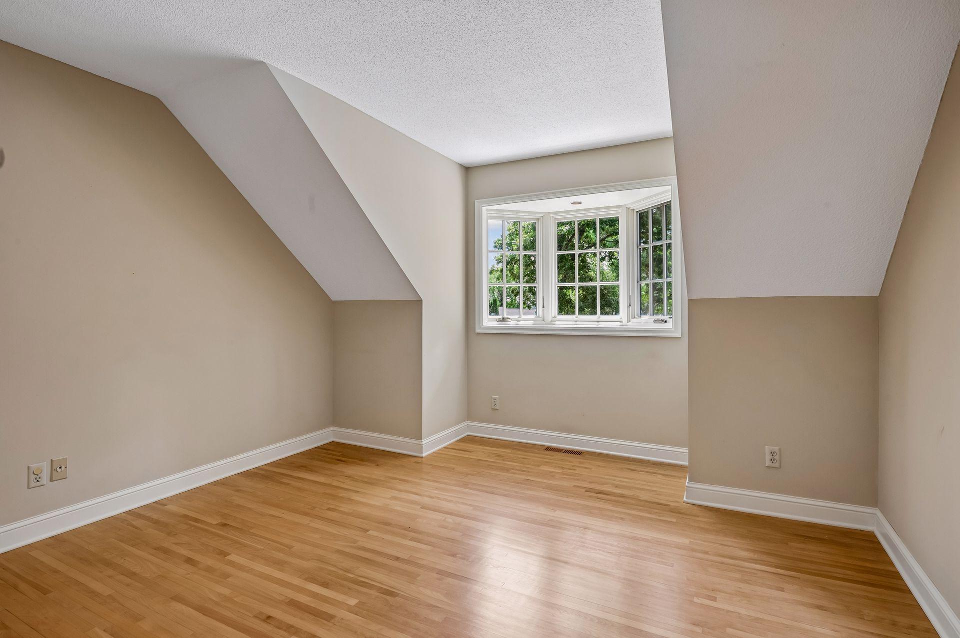 Bedroom 4 - upper level