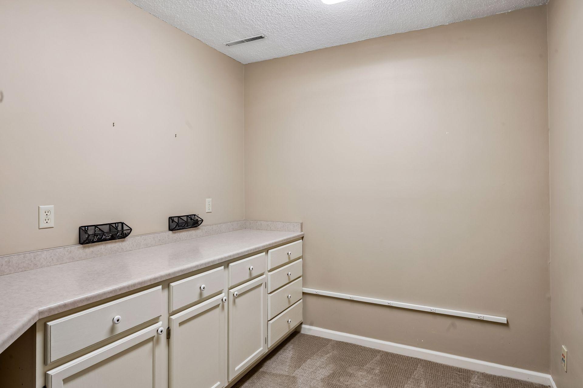 Bedroom 5 - Huge walk-in closet that was used as office/copy/work area