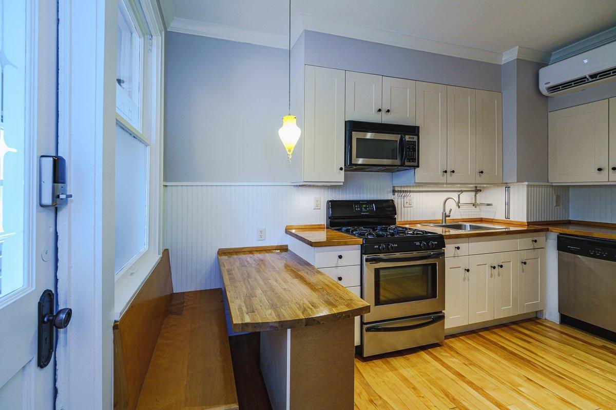 Kitchen 3.jpg