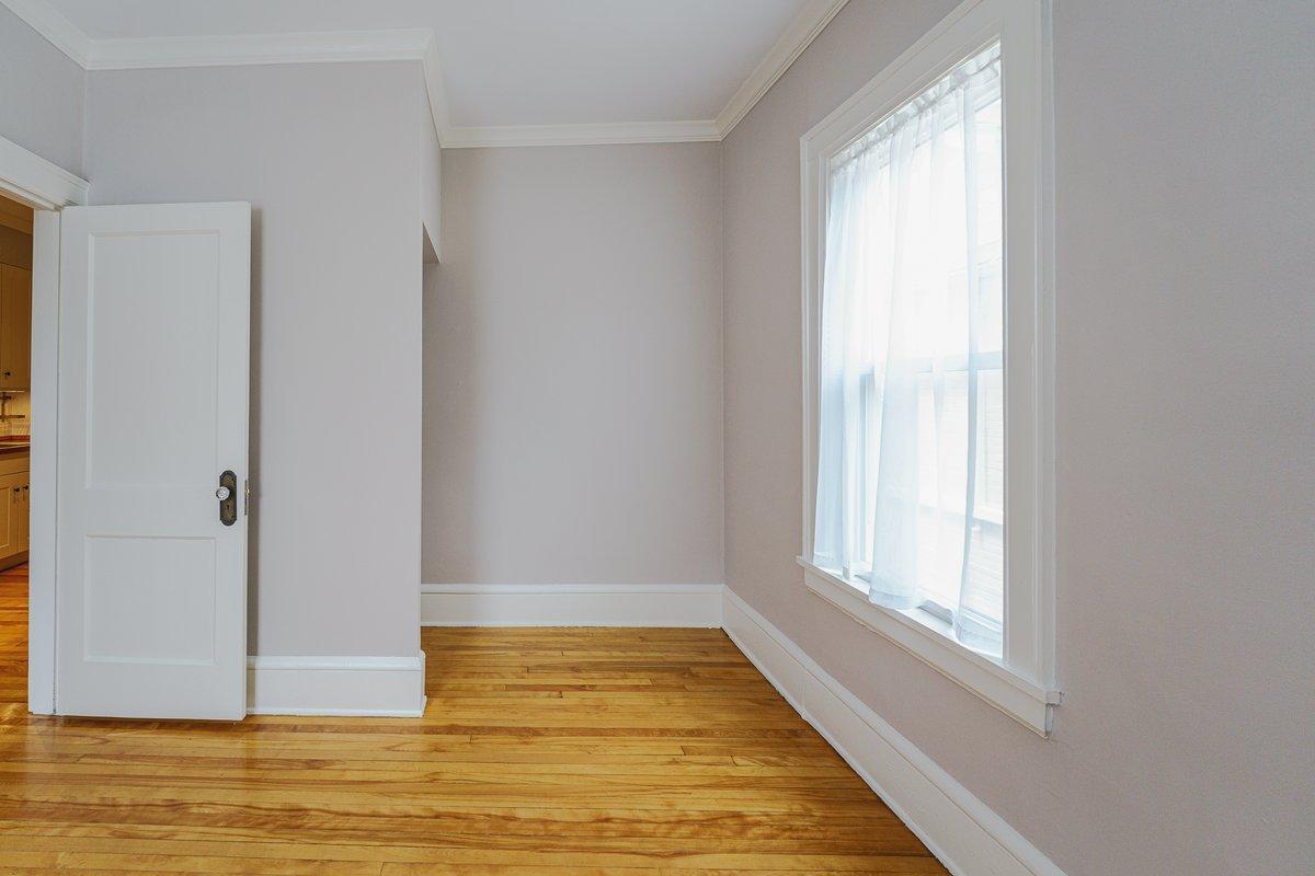 Bedroom 1 2.jpg