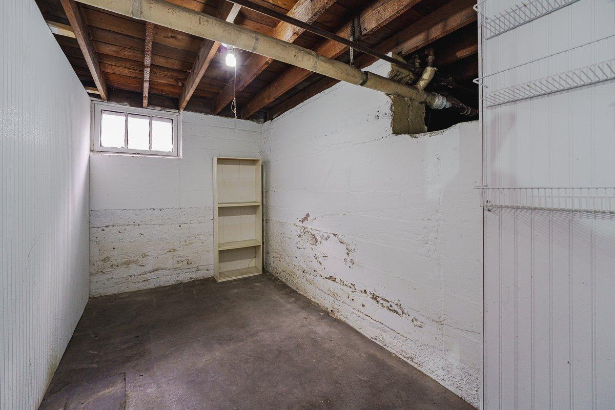 Storage 2.jpg
