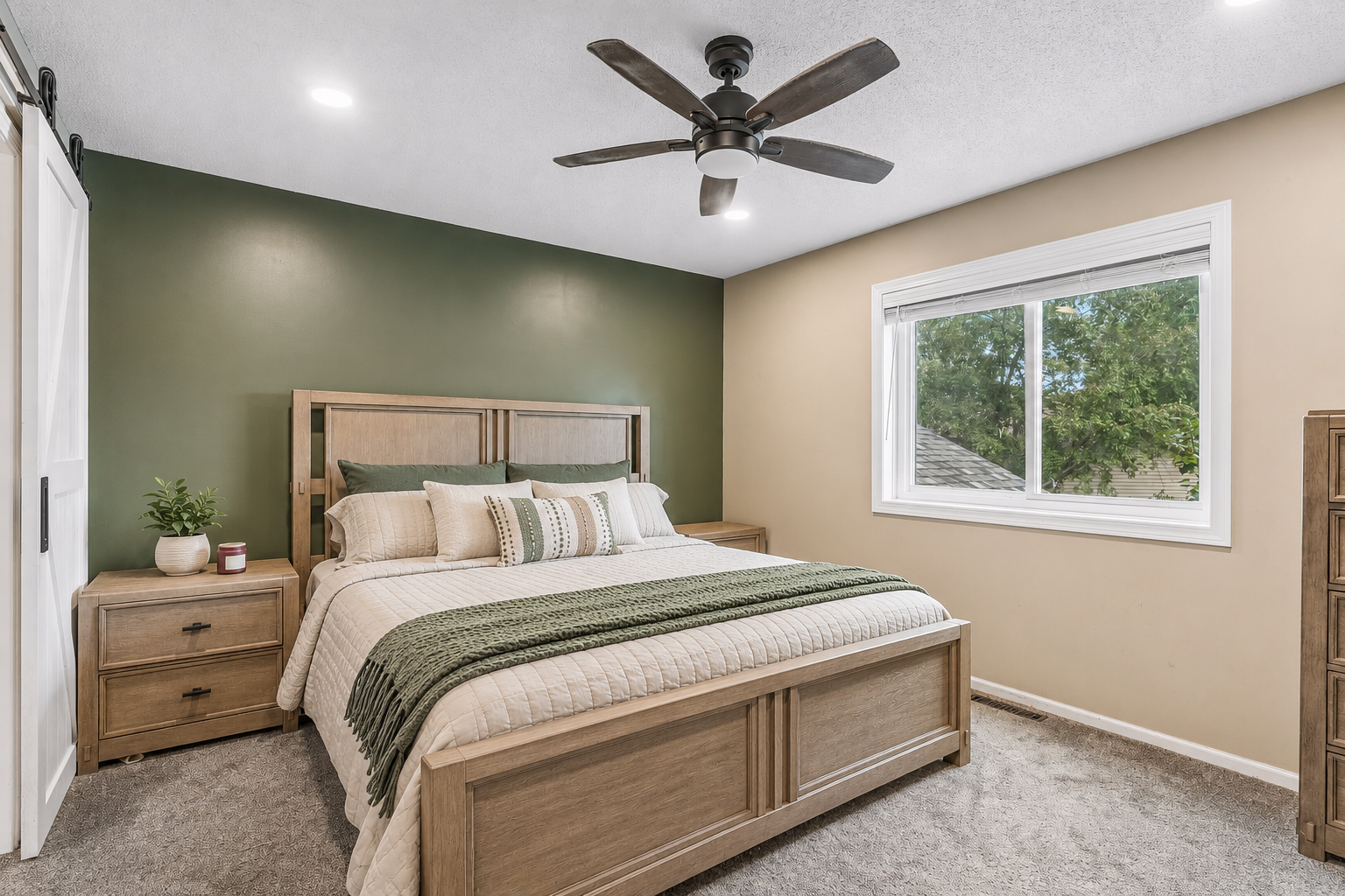 Primary bedroom (Upper level, virtually staged)