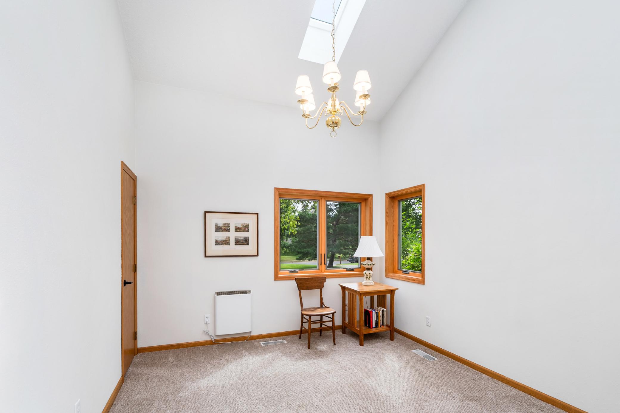 Kroening-719-S-64th-Ave-W-030_1.jpg