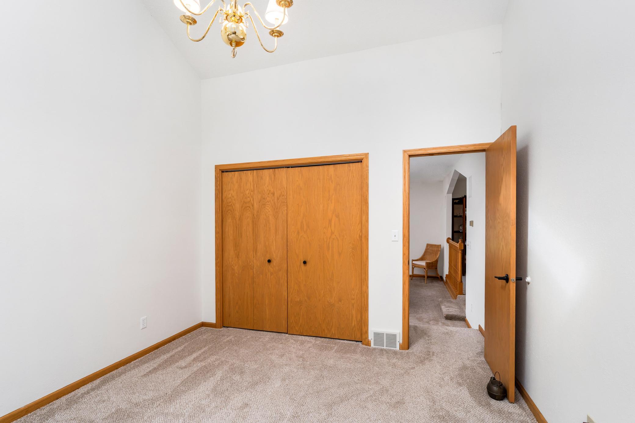 Kroening-719-S-64th-Ave-W-031_1.jpg