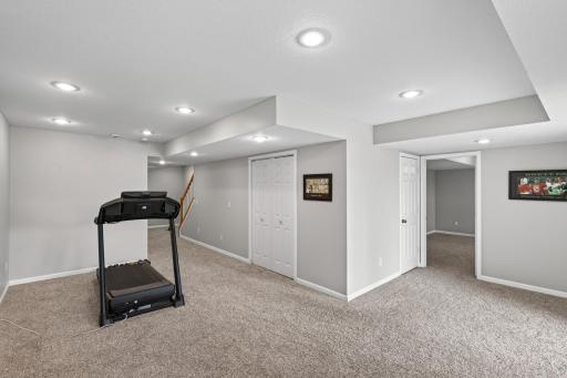 5345 Empire Lane N, Plymouth, MN 55446