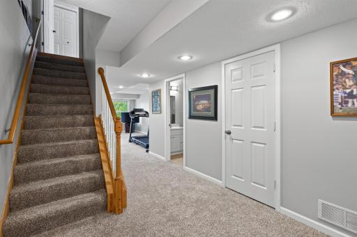 5345 Empire Lane N, Plymouth, MN 55446