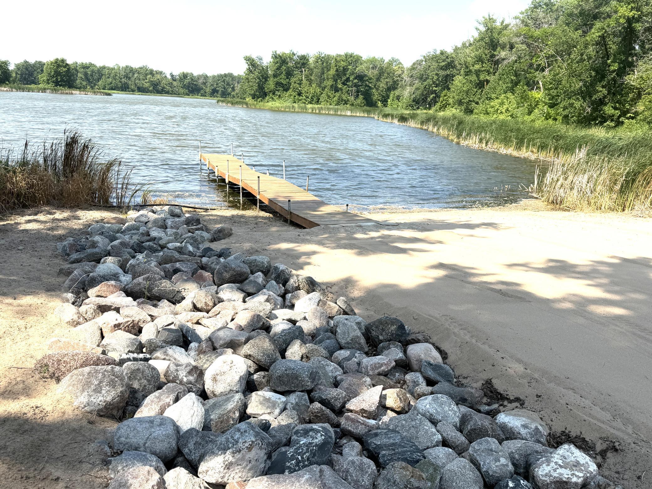 Bratten Lake beach