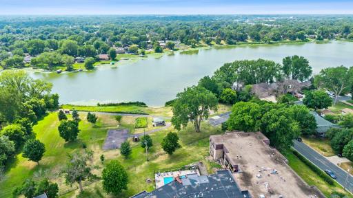 Donât miss the opportunity to make this charming, move-in-ready condo your own in a fantastic location close to everything you need!