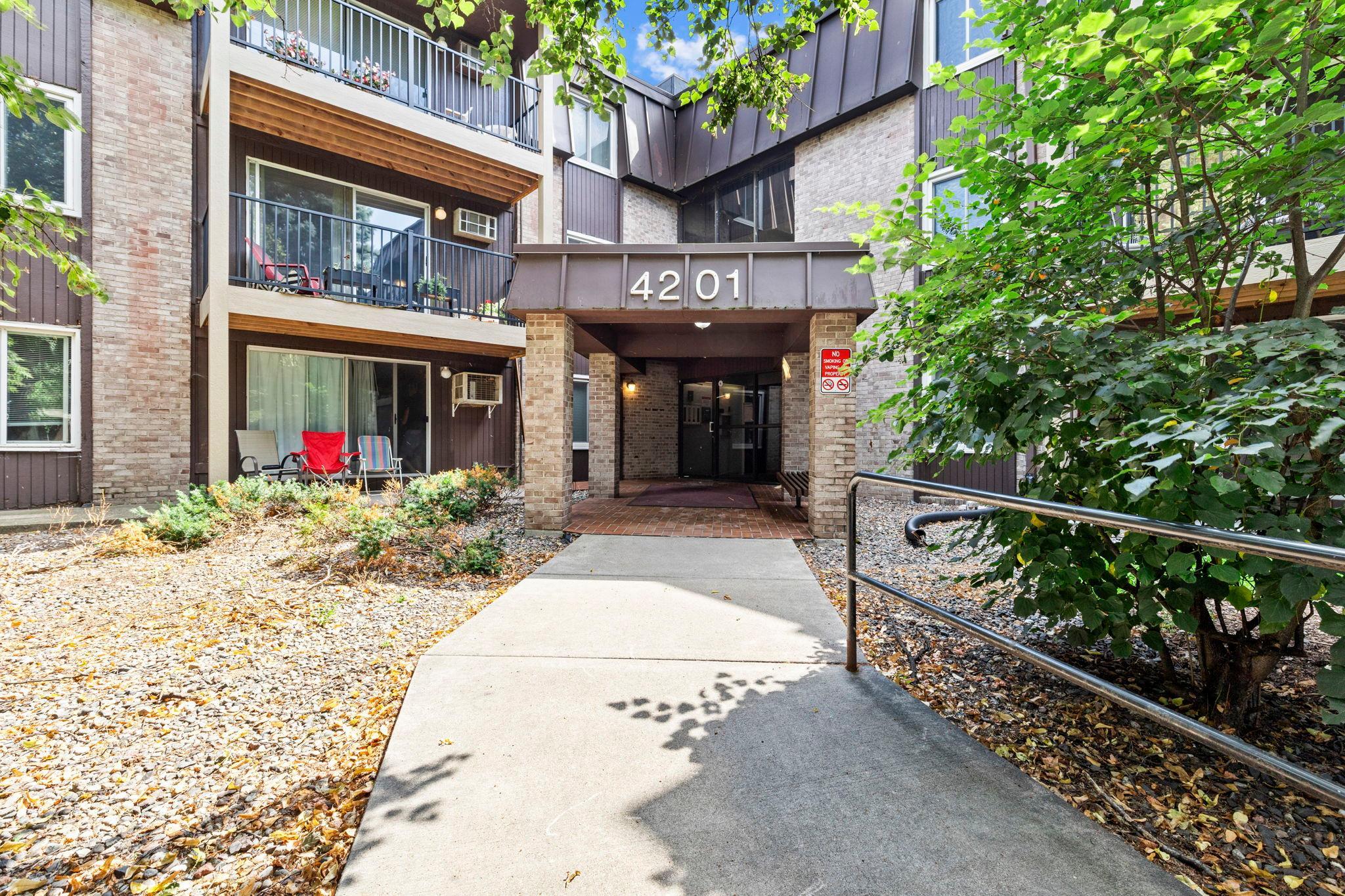 Welcome to this updated one-bedroom, one-bathroom condo nestled in a quiet Brooklyn Center neighborhood.