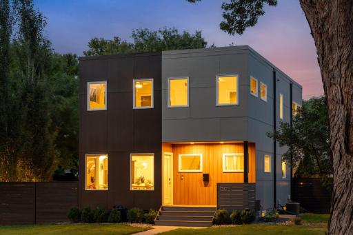 Welcome home to 1242 Edgcumbe Road.
