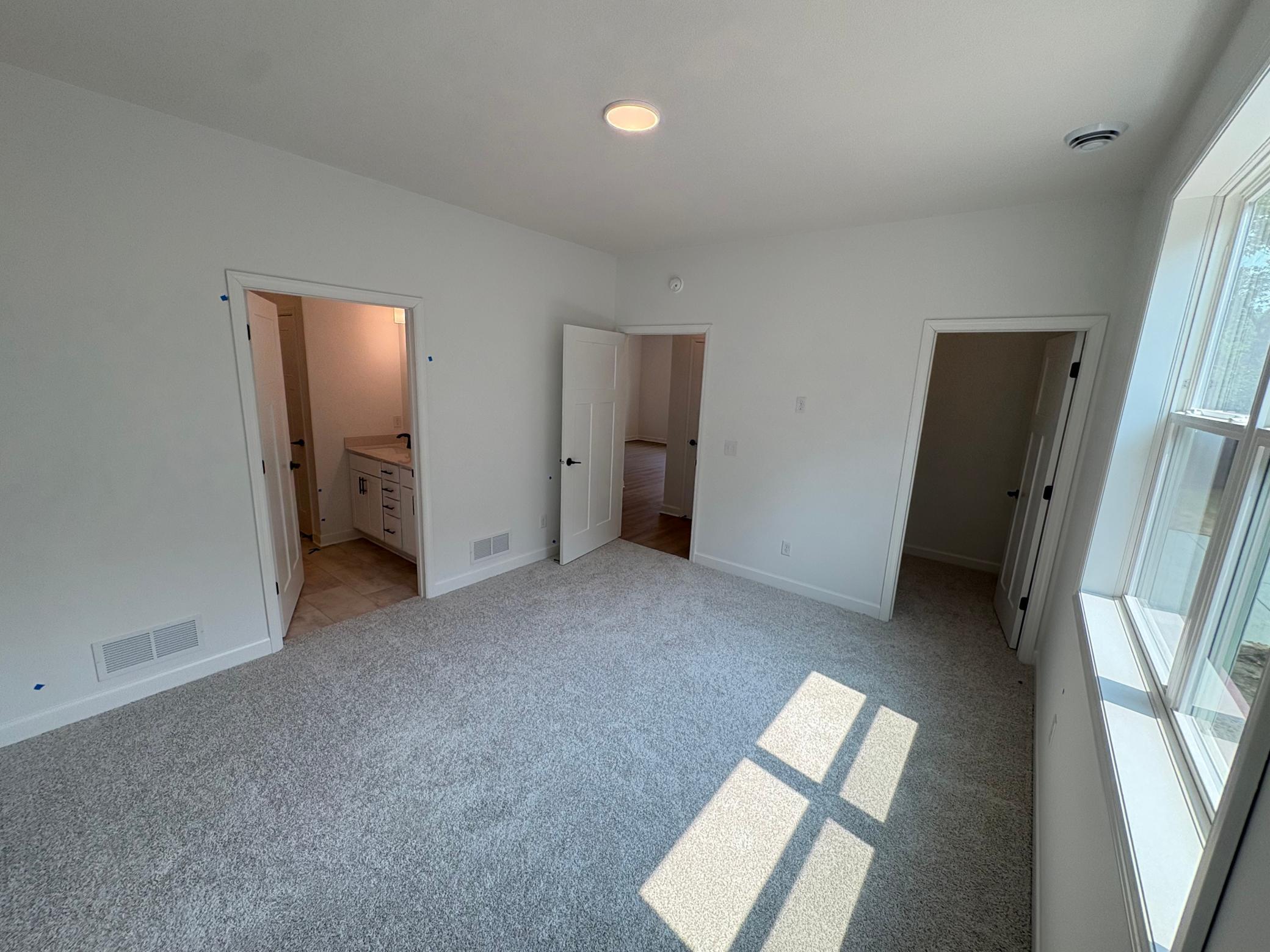 (Photo is of the actual home.)