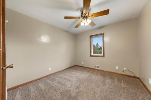 31 bedroom 4.jpg