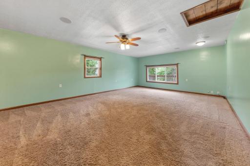 12 family room.jpg