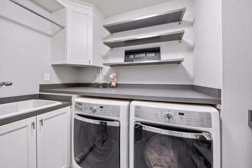5290 Shenandoah Lane N, Plymouth, MN 55446