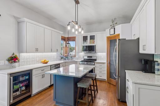 This kitchen is such a dream. Thoughtfully updated, and not in that cheap way where you slap some paint on the honey oak. This is the real deal and it looks gorgeous.