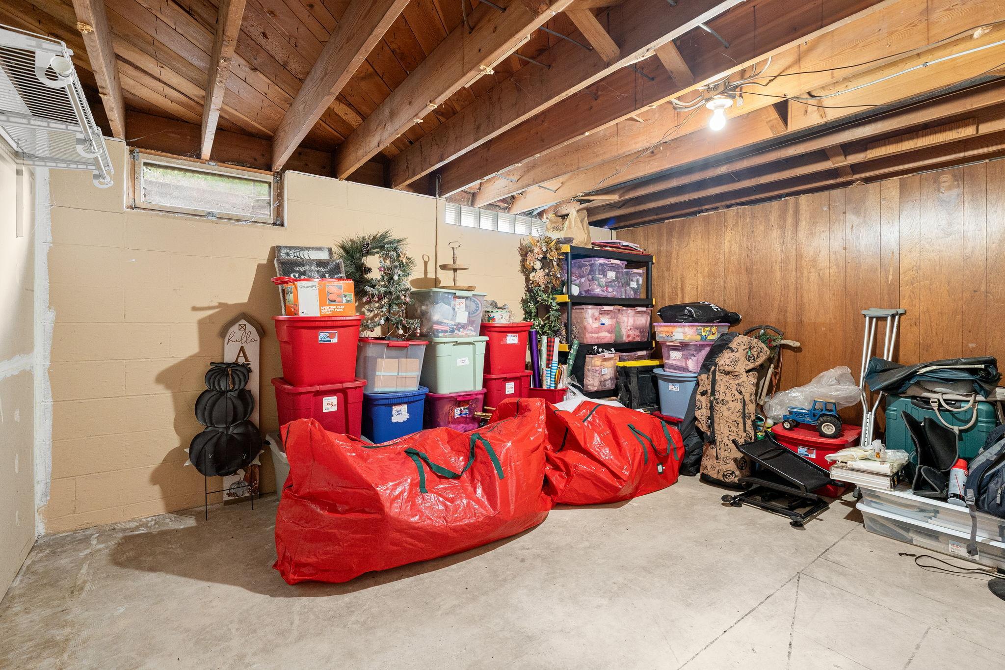 Storage Room 2.jpg